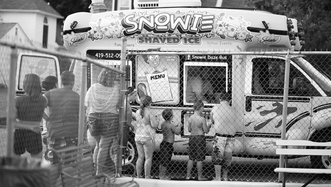 Snowie Shaved Ice Bus